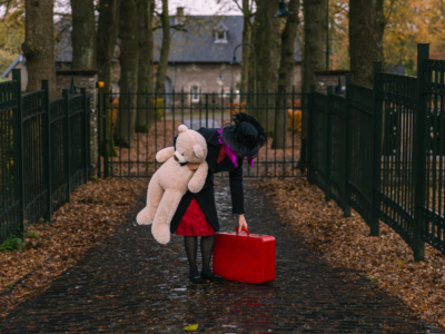 Toneelgroep Ambras presenteert Zoeë gek nog nit