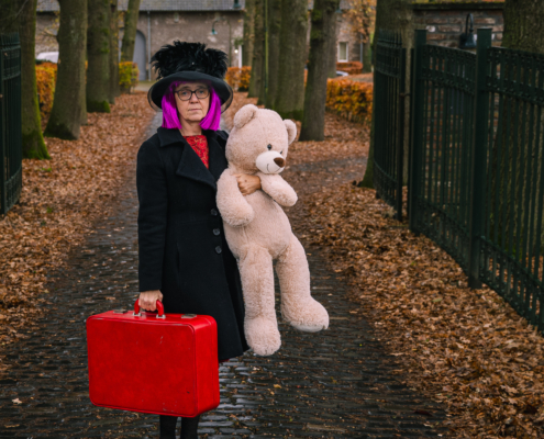 Toneelgroep Ambras presenteert Zoeë gek nog nit